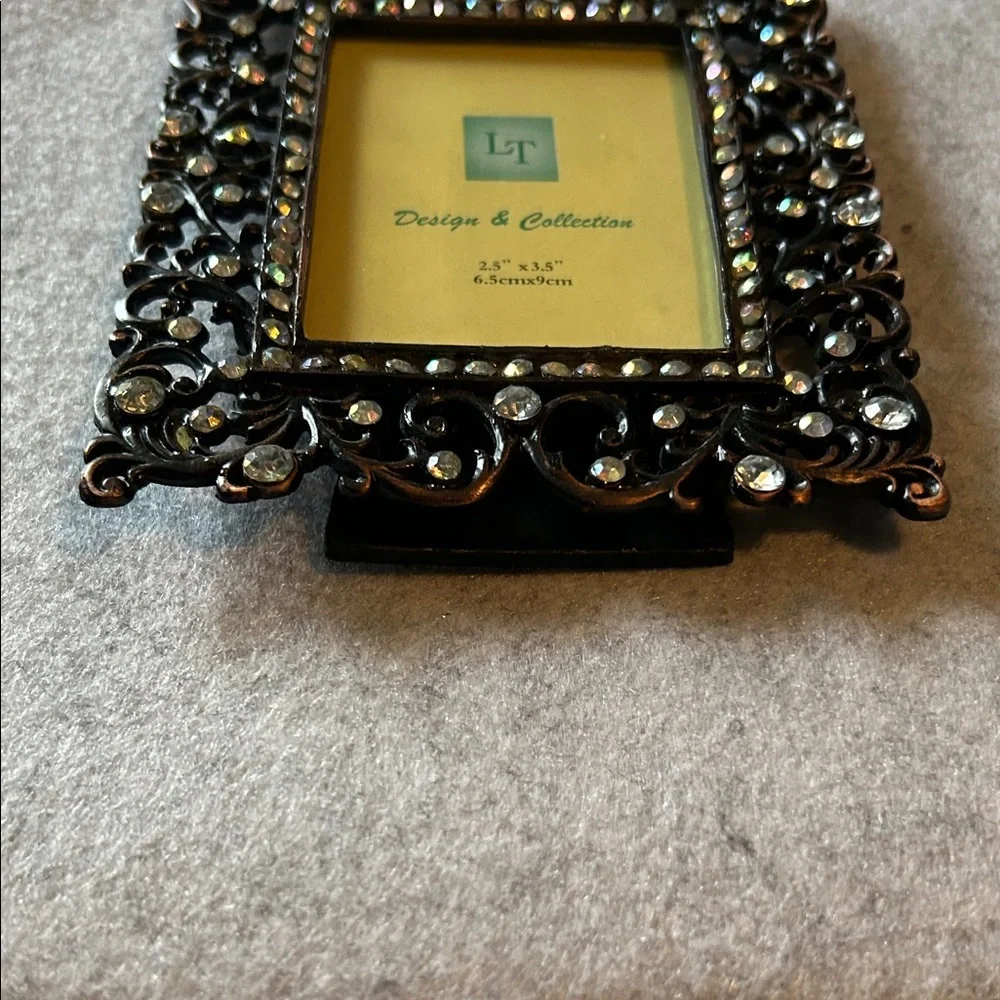 Design & Collection ornate bejeweled